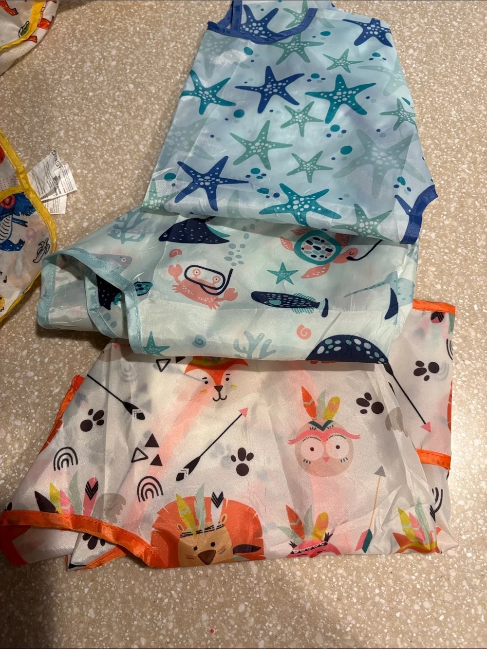 Long-Sleeve Waterproof Baby Bibs / art smocks